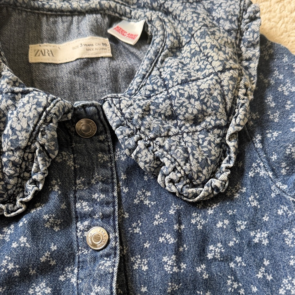 Zara Navy Floral Denim Button-Front Dress with Quilted Collar - Picture 2 of 4